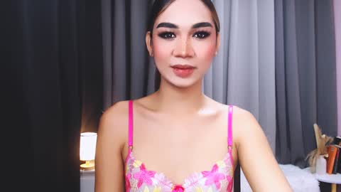 maxie greyson online show from December 9, 9:28 am