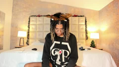 maxim online show from December 18, 3:12 am