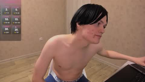 Snapshot of maximcumtasty chatting on February 20, 7:25 pm Max online show from February 20, 7:25 pm