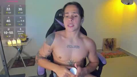 Snapshot of maximiliano_scoott_ chatting on November 11, 9:59 pm maximiliano_scoott_ online show from November 11, 9:59 pm