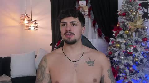 Snapshot of maximo_rodriguez chatting on December 6, 12:16 pm Maximo online show from December 6, 12:16 pm