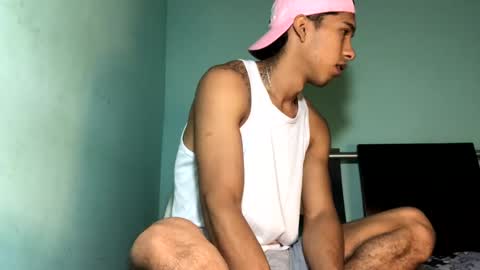 Snapshot of maximo_vega_new chatting on February 9, 11:46 pm Maximo Aron Vega online show from February 9, 11:46 pm