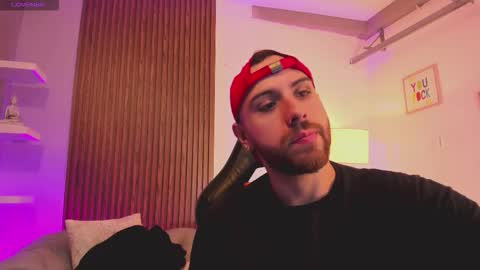 Maximo Wolf online show from February 2, 7:45 pm