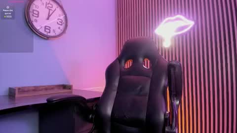 MAXIMO online show from March 12, 5:13 am