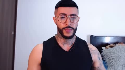 Snapshot of maximus_golden chatting on February 9, 4:14 am Independent Model online show from February 9, 4:14 am