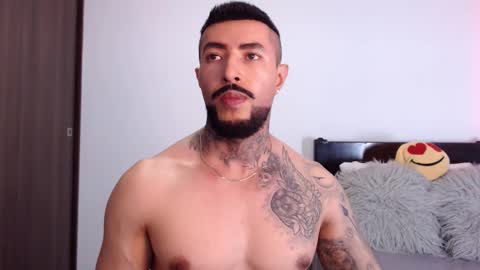 Snapshot of maximus_golden chatting on March 11, 3:16 am Independent Model online show from March 11, 3:16 am