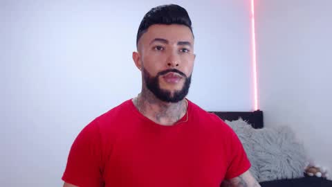 Snapshot of maximus_golden chatting on September 23, 2:47 am Independent Model online show from September 23, 2:47 am