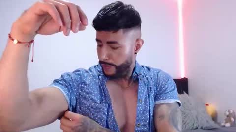 Snapshot of maximus_golden chatting on October 17, 3:53 am Independent Model online show from October 17, 3:53 am