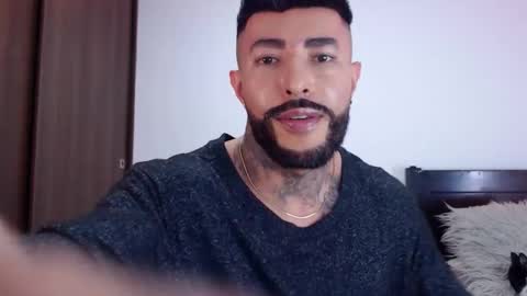 Snapshot of maximus_golden chatting on October 18, 5:32 am Independent Model online show from October 18, 5:32 am