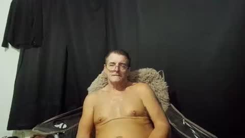 Max online show from January 7, 4:18 am