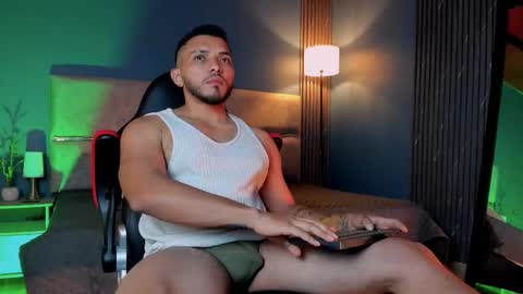 Maximus Clark online show from February 5, 2:49 am