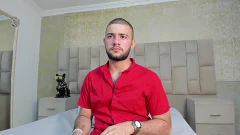 Snapshot of maximusdick1_ chatting on November 17, 3:34 am Maximus online show from November 17, 3:34 am