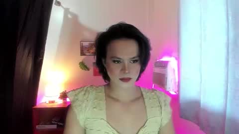 maxine_fucks online show from November 28, 5:21 am