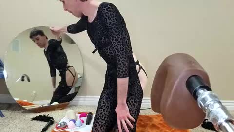 maxjr8008 online show from March 9, 8:52 pm