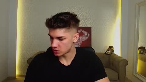 Snapshot of maxkaiden chatting on September 21, 9:22 am MaxKaiden online show from September 21, 9:22 am