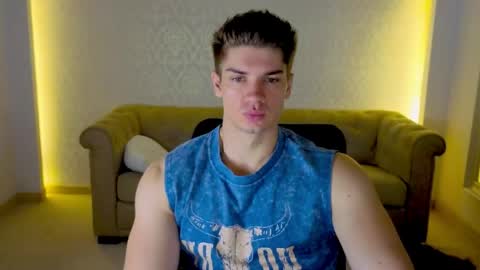 MaxKaiden online show from June 2, 3:30 am