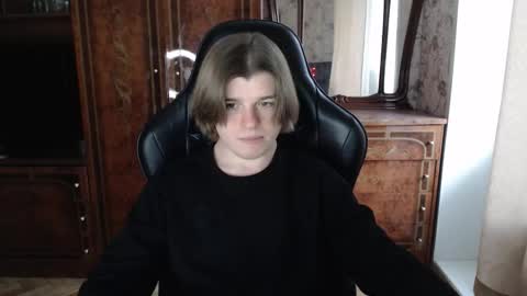 Max online show from January 13, 12:10 pm