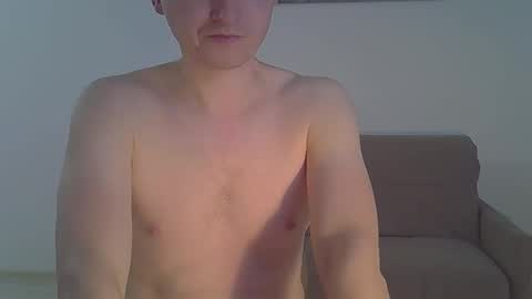 Snapshot of maxrelax90 chatting on November 21, 8:51 pm maxrelax90 online show from November 21, 8:51 pm