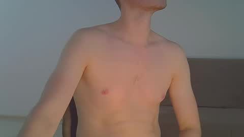 Snapshot of maxrelax90 chatting on November 27, 7:27 pm maxrelax90 online show from November 27, 7:27 pm