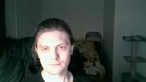 Snapshot of maxs_93 chatting on December 2, 4:24 pm maxs_93 online show from December 2, 4:24 pm