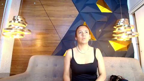 Snapshot of maxx_caprice chatting on September 18, 11:01 am gabby online show from September 18, 11:01 am