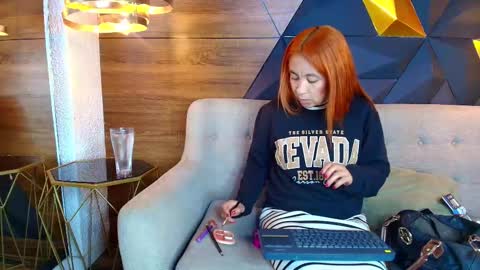 Snapshot of maxx_caprice chatting on December 4, 3:16 am gabby online show from December 4, 3:16 am