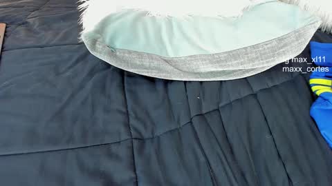 Snapshot of maxx_cortes chatting on February 3, 6:45 am maxx_cortes online show from February 3, 6:45 am