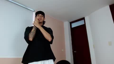 Snapshot of maxx_heatt chatting on October 4, 8:51 pm Maxx online show from October 4, 8:51 pm