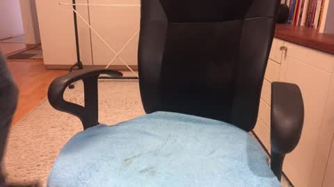 Snapshot of maxx_martin chatting on October 27, 5:55 am Max online show from October 27, 5:55 am