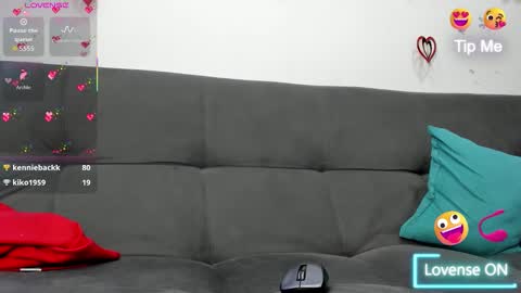 Max online show from February 20, 6:26 am