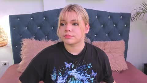 Snapshot of maxxxine_ chatting on January 12, 1:27 pm Maxine Minx online show from January 12, 1:27 pm