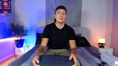 may lyonheart online show from July 23, 12:24 am