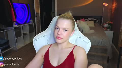 Maya online show from March 30, 3:29 am