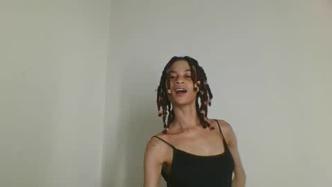 maya online show from March 11, 7:31 pm