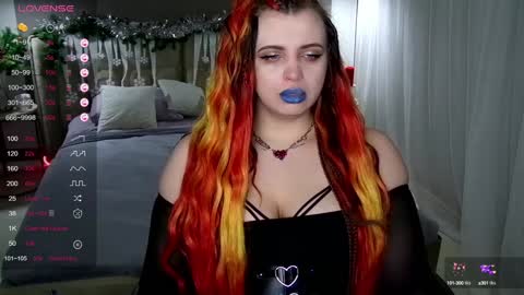 Maya Mils online show from January 8, 1:11 am