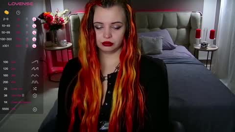 Maya Mils online show from January 25, 1:10 am