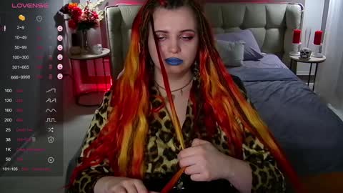 Maya Mils online show from January 29, 7:46 am