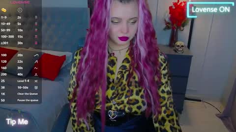 Maya Mils online show from February 24, 1:13 am