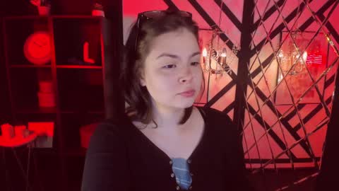 Woman online show from January 15, 6:01 am