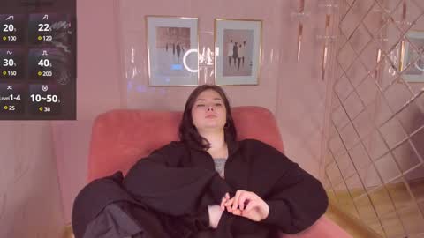 Woman online show from January 24, 5:11 pm