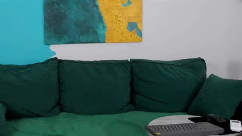 Snapshot of maya_rogerss chatting on January 23, 5:21 pm Maya online show from January 23, 5:21 pm