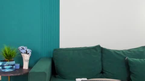 Snapshot of maya_rogerss chatting on February 26, 5:28 pm Maya online show from February 26, 5:28 pm