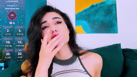 Snapshot of maya_rogerss chatting on October 16, 2:40 pm Maya online show from October 16, 2:40 pm