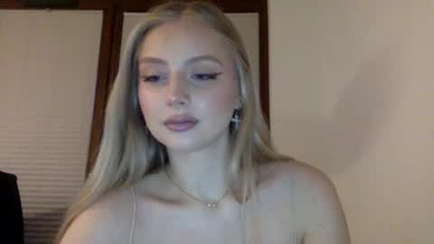 mayaflirt online show from March 15, 4:57 pm