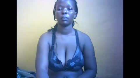 Snapshot of mayah_sexy chatting on March 2, 7:15 am mayah_sexy online show from March 2, 7:15 am