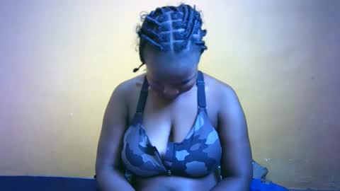 Snapshot of mayah_sexy chatting on March 4, 6:41 am mayah_sexy online show from March 4, 6:41 am