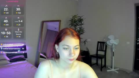 Snapshot of maybe_mia chatting on January 2, 2:24 pm Mia GMT2 Mon 3-9 AM Tue 3-9 AM Wed 3-9 AMThur 10 AM - 4 PM Fri 3-9 AM Sat 3-9 AM Sun 3-9 AM. online show from January 2, 2:24 pm