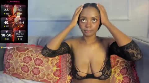 Snapshot of mayevanss chatting on October 25, 4:53 am mayevanss online show from October 25, 4:53 am