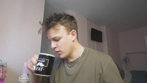 Slava and Alextatto online show from March 4, 7:03 am