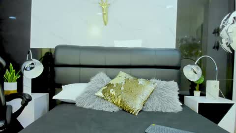 Snapshot of maylinsanchez chatting on December 31, 3:45 am Maylin online show from December 31, 3:45 am